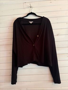 Black Women's Ribbed Button-Front Top
